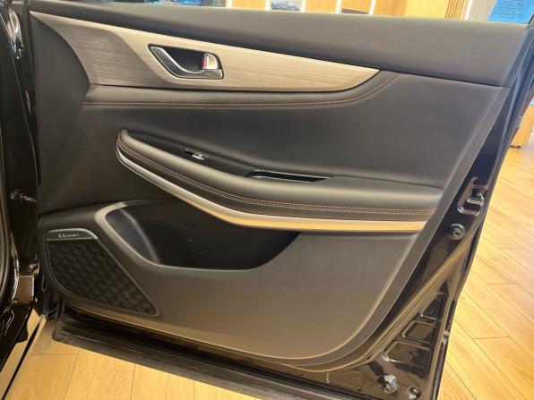 Changan CS75 I Рестайлинг с пробегом 2022 года, цена 1 799 000 рублей, 60000 км, внедорожник, Автокод Объявления
