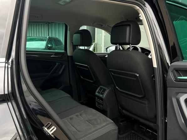 Volkswagen Tiguan II с пробегом 2018 года, цена 2 465 800 рублей, 75056 км, внедорожник, Автокод Объявления