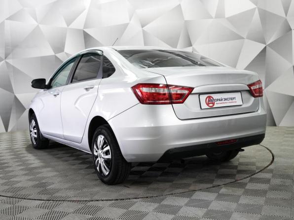Lada (ВАЗ) Vesta I с пробегом 2021 года, цена 948 000 рублей, 111625 км, седан, Автокод Объявления