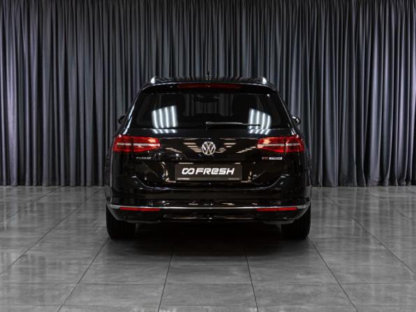 Volkswagen Passat B8 с пробегом 2015 года, цена 1 879 000 рублей, 59841 км, универсал, Автокод Объявления