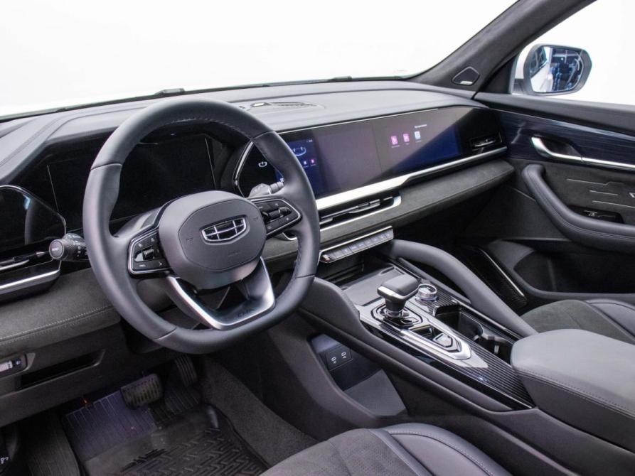 Geely Monjaro I Москва  - изображение 10