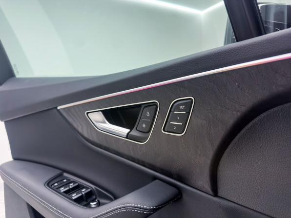 Audi Q7 II (4M) Рестайлинг 2 с пробегом 2024 года, цена 7 999 000 рублей, 31257 км, внедорожник, Автокод Объявления
