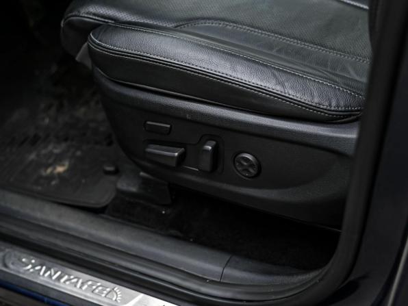 Hyundai Santa Fe IV с пробегом 2019 года, цена 2 810 000 рублей, 65047 км, внедорожник, Автокод Объявления