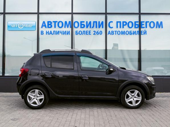 Renault Sandero II с пробегом 2017 года, цена 929 000 рублей, 218150 км, хэтчбек, Автокод Объявления