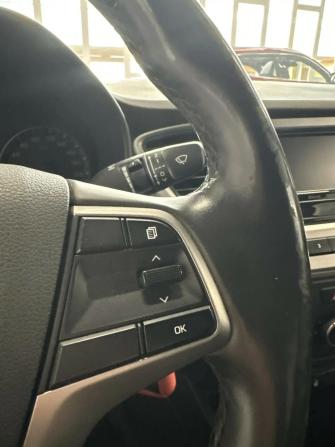Hyundai Solaris II с пробегом 2017 года, цена 1 194 000 рублей, 169100 км, седан, Автокод Объявления