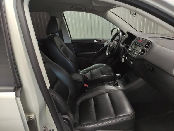 Volkswagen Tiguan I с пробегом 2010 года, цена 1 165 000 рублей, 223115 км, внедорожник, Автокод Объявления
