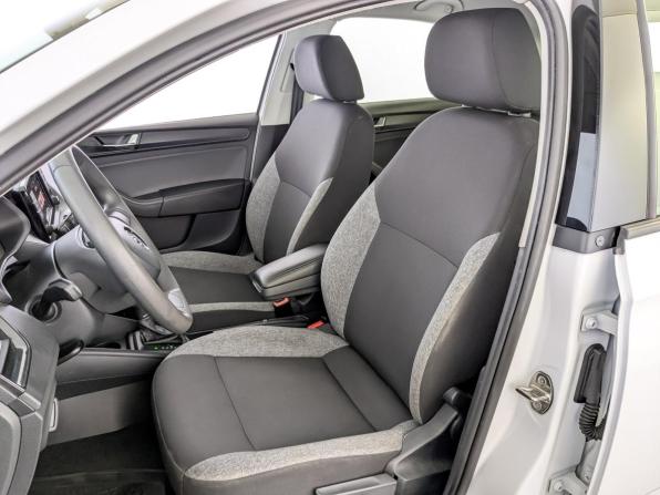 Skoda Rapid II с пробегом 2021 года, цена 1 399 000 рублей, 143273 км, лифтбек, Автокод Объявления