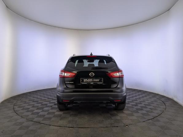 Nissan Qashqai II с пробегом 2017 года, цена 1 995 000 рублей, 73832 км, внедорожник, Автокод Объявления