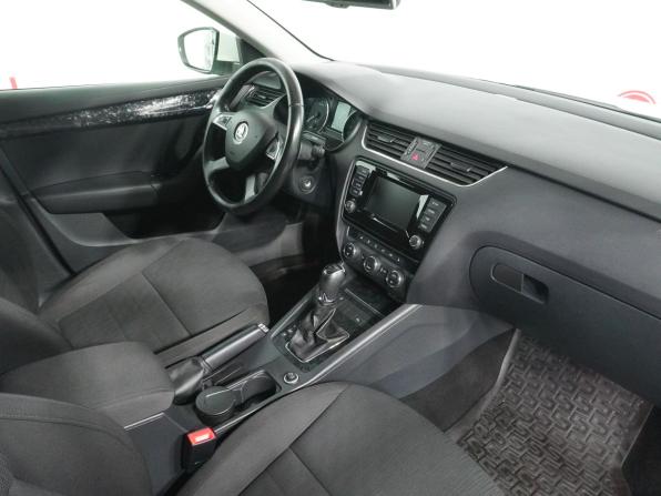 Skoda Octavia III (A7) с пробегом 2013 года, цена 870 000 рублей, 305246 км, лифтбек, Автокод Объявления