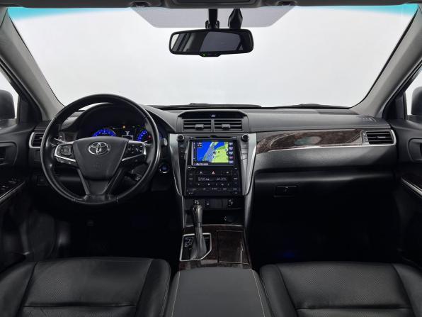 Toyota Camry VII (XV50) Рестайлинг 2 с пробегом 2017 года, цена 2 150 000 рублей, 133000 км, седан, Автокод Объявления
