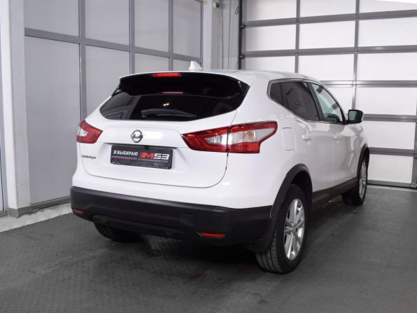 Nissan Qashqai II с пробегом 2017 года, цена 1 349 999 рублей, 170834 км, внедорожник, Автокод Объявления