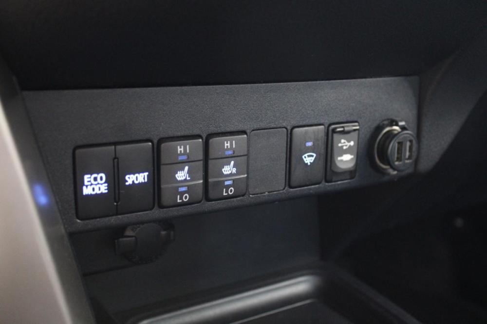 Toyota RAV4 IV (XA40) Томск  - изображение 12