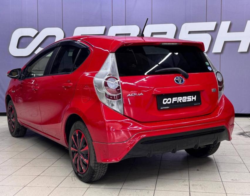 Toyota Aqua I Благовещенск  - изображение 10