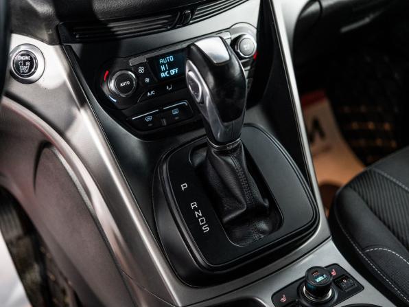 Ford Kuga II с пробегом 2016 года, цена 1 300 000 рублей, 223952 км, внедорожник, Автокод Объявления
