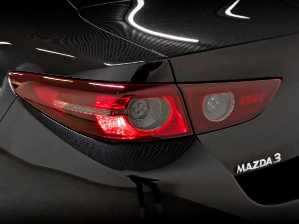 Mazda 3 III (BM) Рестайлинг с пробегом 2019 года, цена 1 800 000 рублей, 67444 км, седан, Автокод Объявления