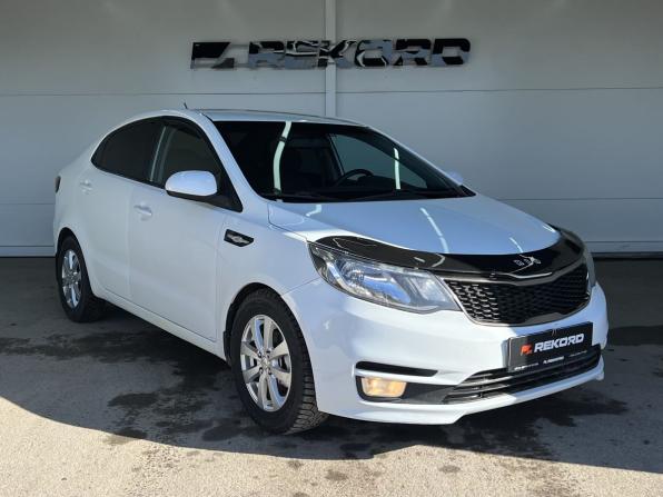 Kia Rio III Рестайлинг с пробегом 2016 года, цена 1 020 000 рублей, 175464 км, седан, Автокод Объявления