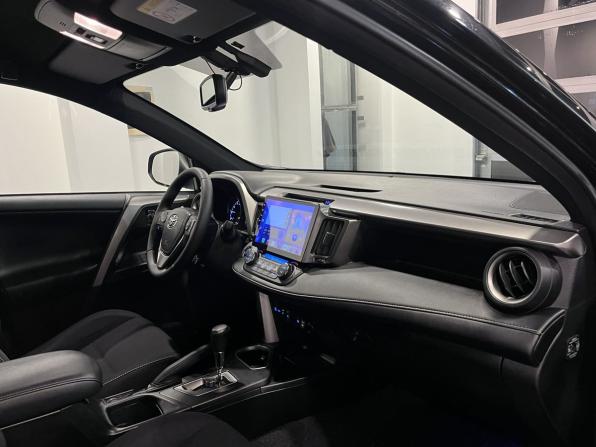 Toyota RAV4 IV (XA40) Рестайлинг с пробегом 2019 года, цена 2 600 000 рублей, 128000 км, внедорожник, Автокод Объявления