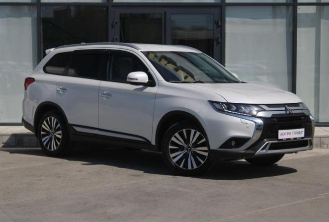 Mitsubishi Outlander III Рестайлинг 3 с пробегом 2020 года, цена 2 820 000 рублей, 70124 км, внедорожник, Автокод Объявления