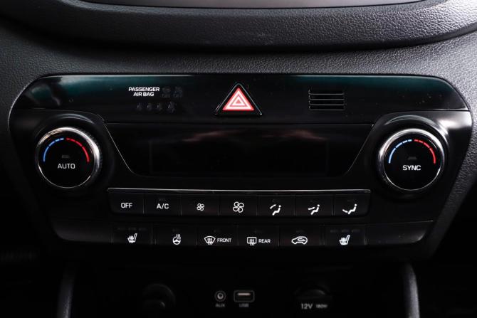Hyundai Tucson III Рестайлинг с пробегом 2018 года, цена 1 899 000 рублей, 206875 км, внедорожник, Автокод Объявления