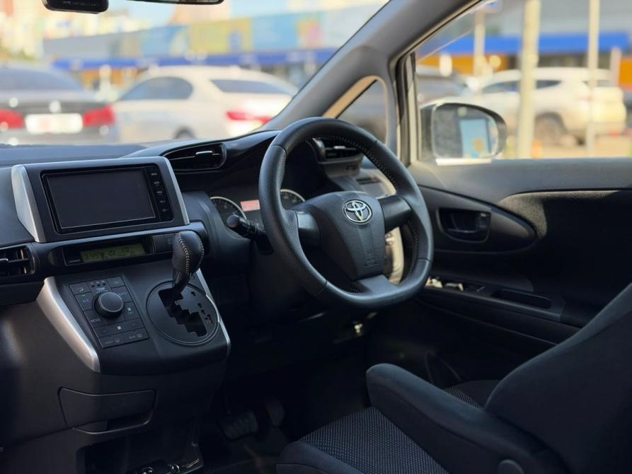 Toyota Wish II Рестайлинг Астрахань  - изображение 16