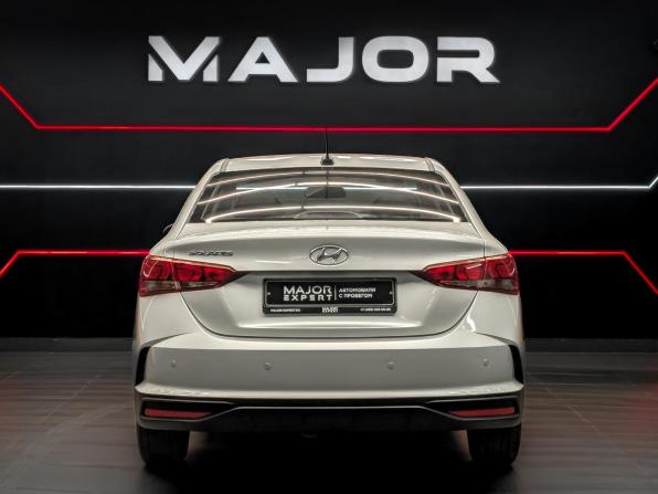 Hyundai Solaris II Рестайлинг с пробегом 2020 года, цена 1 645 000 рублей, 48366 км, седан, Автокод Объявления