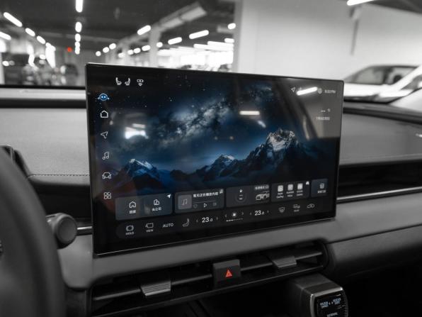 Toyota RAV4 VI (XA60) с пробегом 2026 года, цена 4 500 000 рублей, 15 км, внедорожник, Автокод Объявления