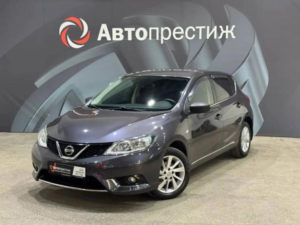 Nissan Tiida II с пробегом 2015 года, цена 935 000 рублей, 110690 км, хэтчбек, Автокод Объявления