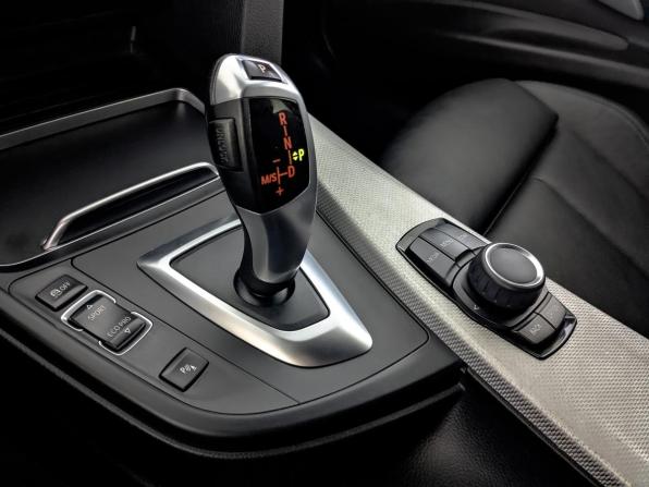 BMW 3 серии VI (F3x) Рестайлинг с пробегом 2018 года, цена 2 487 500 рублей, 166100 км, седан, Автокод Объявления