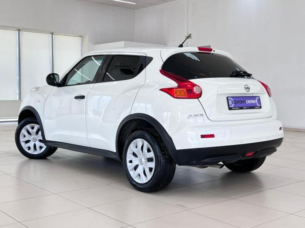 Nissan Juke I с пробегом 2014 года, цена 960 000 рублей, 211450 км, внедорожник, Автокод Объявления