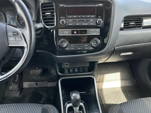 Mitsubishi Outlander III Рестайлинг 3 с пробегом 2019 года, цена 2 200 000 рублей, 87846 км, внедорожник, Автокод Объявления