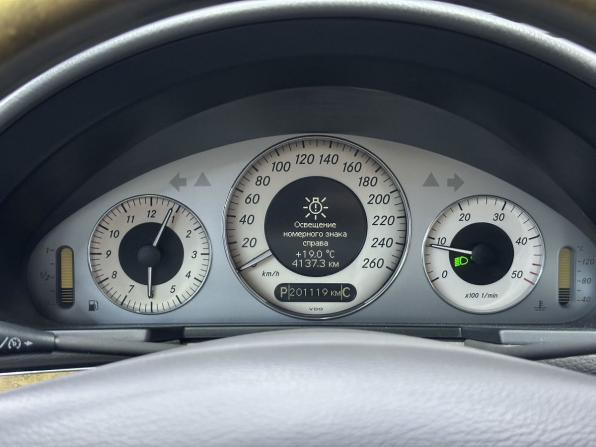Mercedes-Benz E-Класс III (W211 S211) Рестайлинг с пробегом 2007 года, цена 1 665 000 рублей, 201119 км, седан, Автокод Объявления