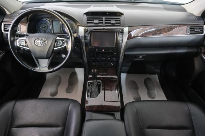 Toyota Camry VII (XV50) Рестайлинг с пробегом 2016 года, цена 1 939 000 рублей, 147000 км, седан, Автокод Объявления