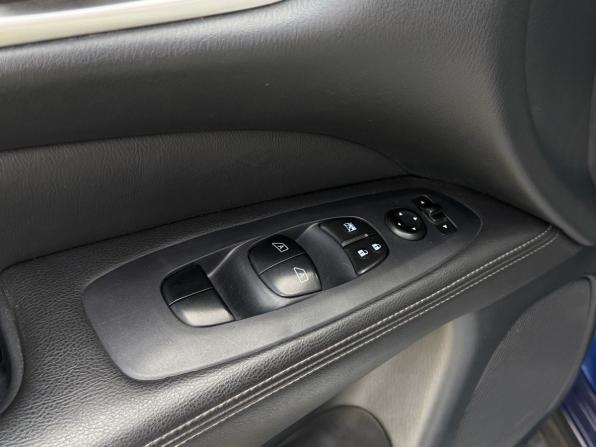 Nissan Pathfinder IV Рестайлинг с пробегом 2018 года, цена 2 330 000 рублей, 117747 км, внедорожник, Автокод Объявления