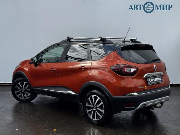 Renault Kaptur I с пробегом 2017 года, цена 1 049 000 рублей, 320092 км, внедорожник, Автокод Объявления