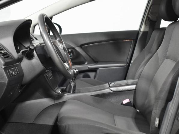 Toyota Avensis III с пробегом 2009 года, цена 875 000 рублей, 205357 км, седан, Автокод Объявления