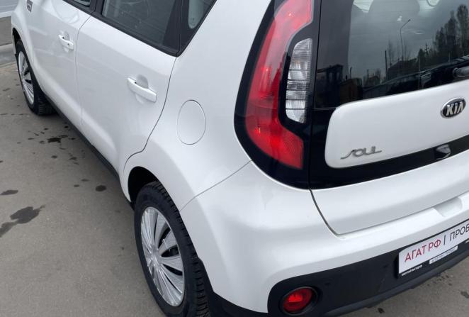 Kia Soul II Рестайлинг с пробегом 2018 года, цена 1 680 000 рублей, 76747 км, хэтчбек, Автокод Объявления