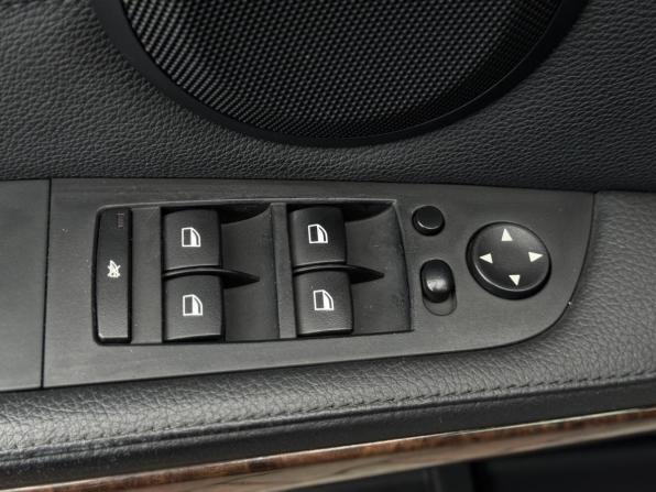 BMW 3 серии V (E90/E91/E92/E93) Рестайлинг с пробегом 2008 года, цена 955 000 рублей, 275831 км, седан, Автокод Объявления