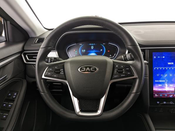 JAC J7 I с пробегом 2023 года, цена 1 295 000 рублей, 37186 км, лифтбек, Автокод Объявления