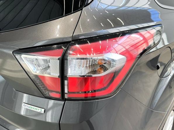 Ford Kuga II Рестайлинг с пробегом 2017 года, цена 1 630 000 рублей, 127288 км, внедорожник, Автокод Объявления
