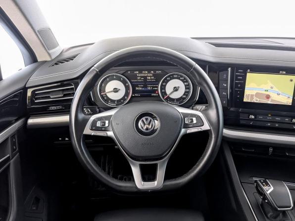 Volkswagen Touareg III с пробегом 2019 года, цена 5 205 000 рублей, 37555 км, внедорожник, Автокод Объявления