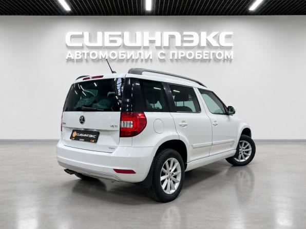 Skoda Yeti I Рестайлинг с пробегом 2017 года, цена 1 565 000 рублей, 158000 км, внедорожник, Автокод Объявления