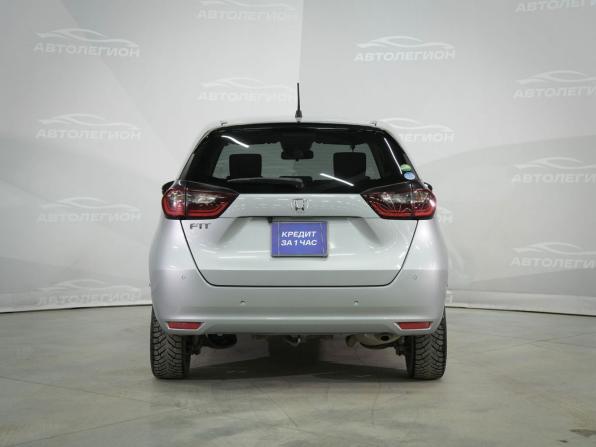 Honda Fit IV с пробегом 2020 года, цена 1 315 000 рублей, 112482 км, хэтчбек, Автокод Объявления