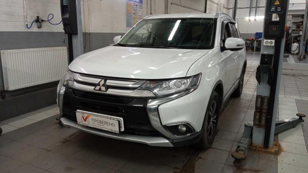 Mitsubishi Outlander III Рестайлинг 2 Санкт-Петербург  - изображение 1