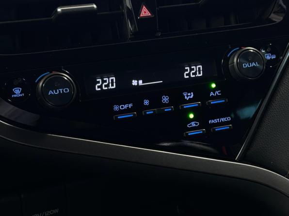 Toyota Camry VIII (XV70) Рестайлинг с пробегом 2021 года, цена 3 110 000 рублей, 72000 км, седан, Автокод Объявления