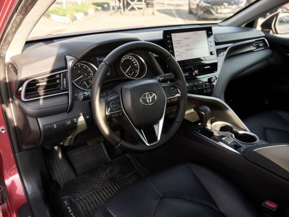 Toyota Camry VIII (XV70) Рестайлинг с пробегом 2021 года, цена 2 249 000 рублей, 228080 км, седан, Автокод Объявления