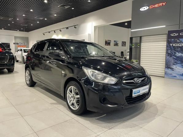 Hyundai Solaris I с пробегом 2012 года, цена 535 000 рублей, 219428 км, седан, Автокод Объявления