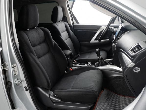 Mitsubishi Pajero Sport III с пробегом 2017 года, цена 2 299 000 рублей, 230033 км, внедорожник, Автокод Объявления