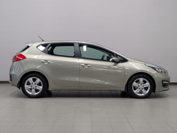 Kia Ceed II Рестайлинг с пробегом 2016 года, цена 1 500 000 рублей, 39474 км, хэтчбек, Автокод Объявления