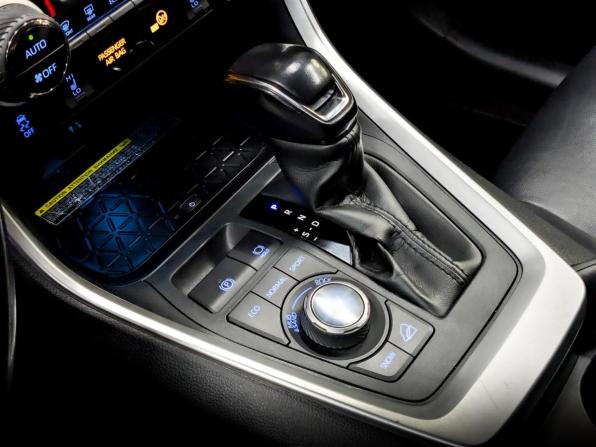 Toyota RAV4 V (XA50) с пробегом 2020 года, цена 2 915 000 рублей, 153555 км, внедорожник, Автокод Объявления