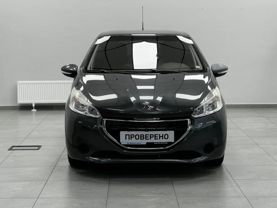 Peugeot 208 I Казань  - изображение 6